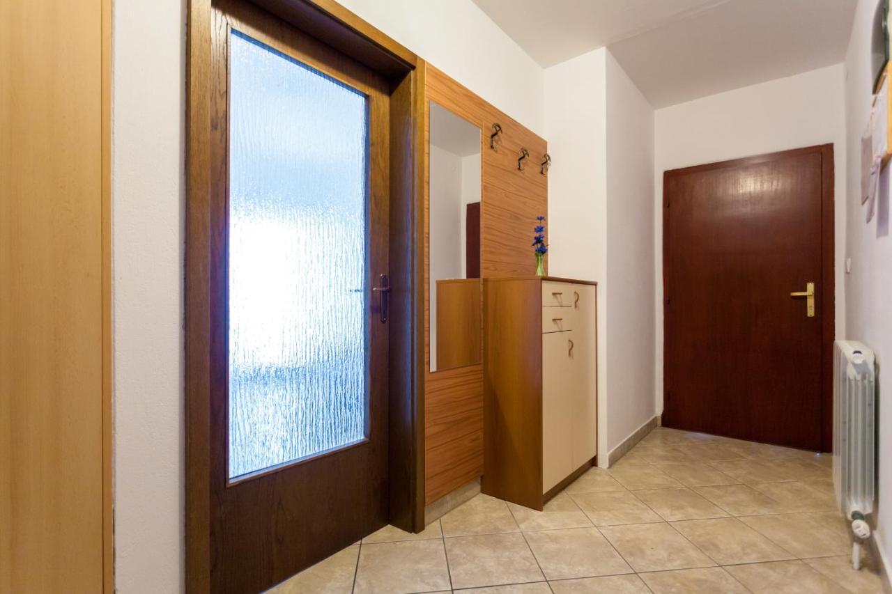 Apartments Belavic By El-Pi Tours Njivice Εξωτερικό φωτογραφία