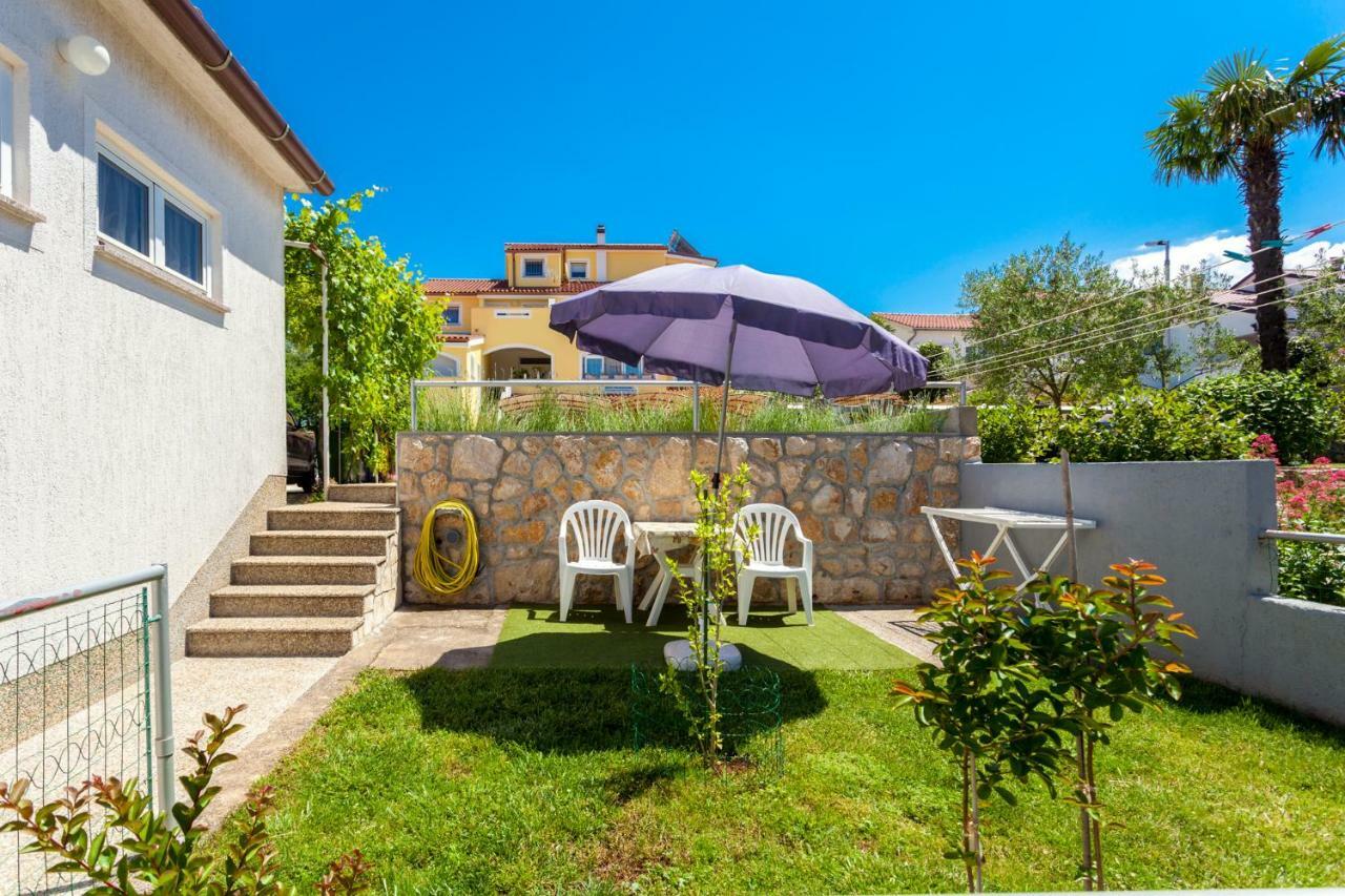 Apartments Belavic By El-Pi Tours Njivice Εξωτερικό φωτογραφία