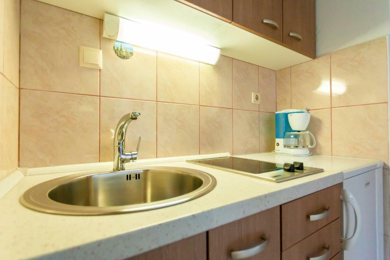 Apartments Belavic By El-Pi Tours Njivice Εξωτερικό φωτογραφία