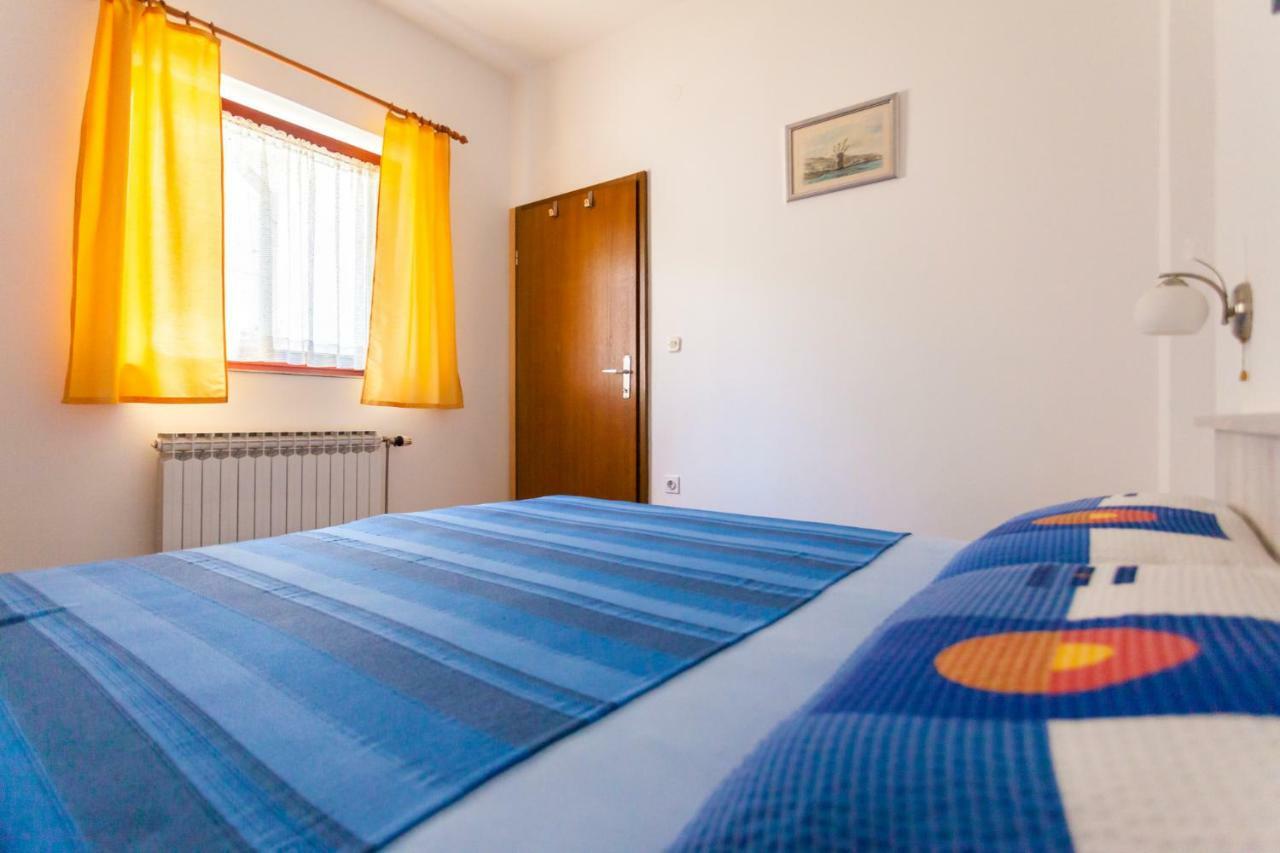 Apartments Belavic By El-Pi Tours Njivice Εξωτερικό φωτογραφία